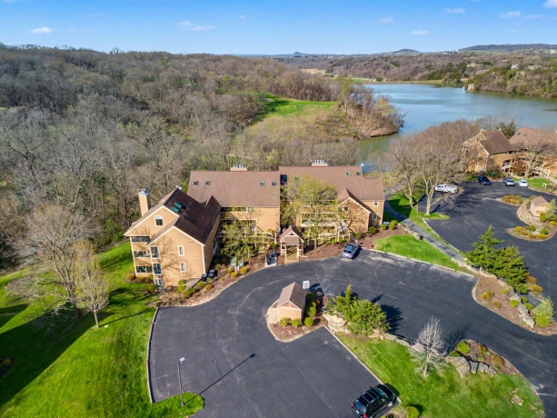 LB11 Long Bay Point, GALENA, Illinois 61036, 1 Bedroom Bedrooms, ,1 BathroomBathrooms,Condominium,For Sale,Long Bay Point,202602252