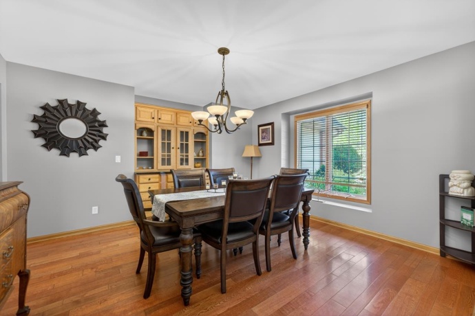 1354 University, ROCKFORD, Illinois 61107, 4 Bedrooms Bedrooms, ,3 BathroomsBathrooms,House,For Sale,University,202602253