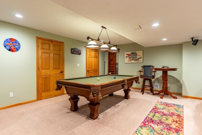 1354 University, ROCKFORD, Illinois 61107, 4 Bedrooms Bedrooms, ,3 BathroomsBathrooms,House,For Sale,University,202602253