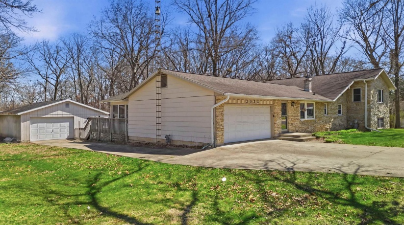 2086 Grand Detour, DIXON, Illinois 61021, 5 Bedrooms Bedrooms, ,3 BathroomsBathrooms,House,For Sale,Grand Detour,202602256