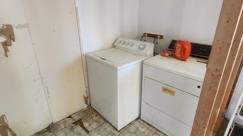 216 Chippewa, DWIGHT, Illinois 60420, 3 Bedrooms Bedrooms, ,1 BathroomBathrooms,House,For Sale,Chippewa,202602257