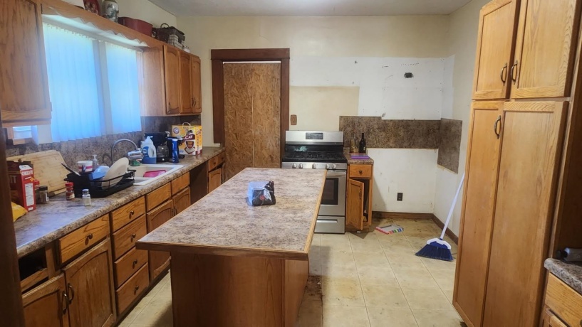 216 Chippewa, DWIGHT, Illinois 60420, 3 Bedrooms Bedrooms, ,1 BathroomBathrooms,House,For Sale,Chippewa,202602257