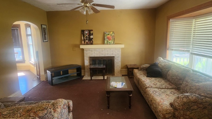 216 Chippewa, DWIGHT, Illinois 60420, 3 Bedrooms Bedrooms, ,1 BathroomBathrooms,House,For Sale,Chippewa,202602257