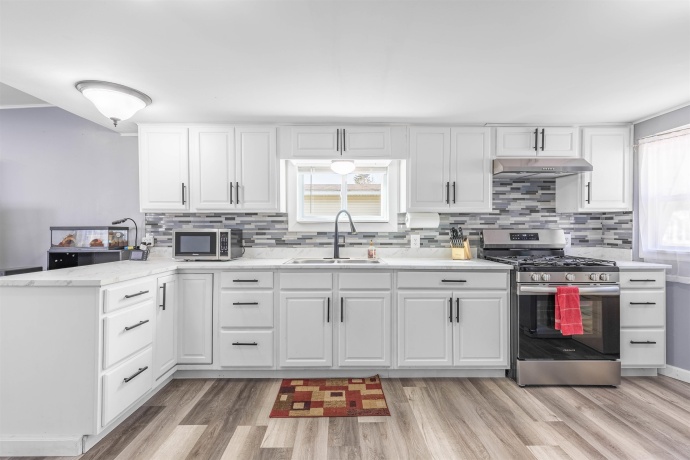 403 Spruce, BELVIDERE, Illinois 61008, 2 Bedrooms Bedrooms, ,1 BathroomBathrooms,House,For Sale,Spruce,202602261