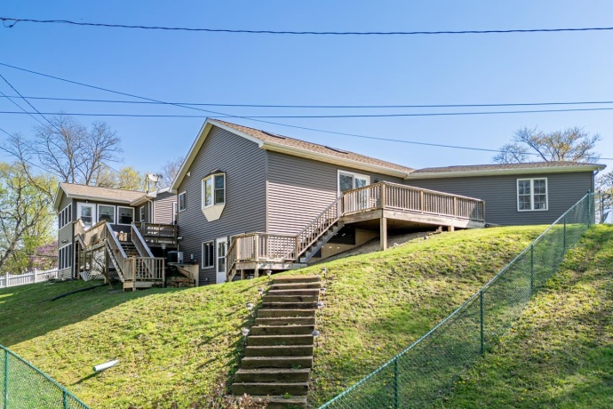 1 IRVINE, GALENA, Illinois 61036, 3 Bedrooms Bedrooms, ,3 BathroomsBathrooms,House,For Sale,IRVINE,202602262