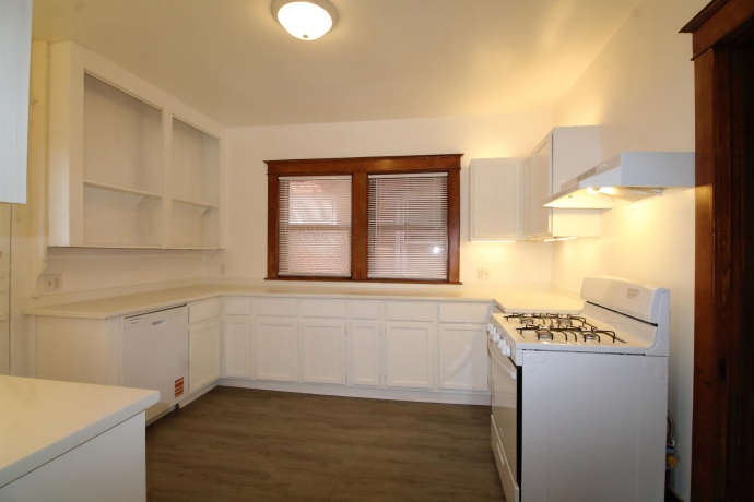 718 Locust, ROCKFORD, Illinois 61101, 3 Bedrooms Bedrooms, ,1 BathroomBathrooms,House,For Sale,Locust,202602263