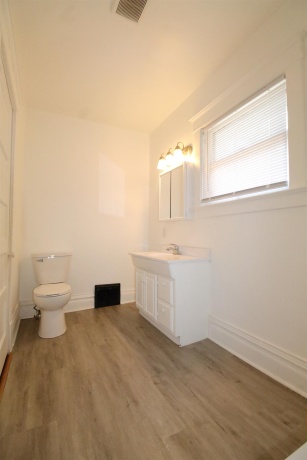 718 Locust, ROCKFORD, Illinois 61101, 3 Bedrooms Bedrooms, ,1 BathroomBathrooms,House,For Sale,Locust,202602263