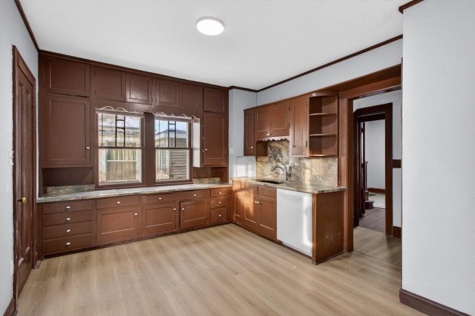 324 Paris, ROCKFORD, Illinois 61107, 4 Bedrooms Bedrooms, ,1 BathroomBathrooms,House,For Sale,Paris,202602264