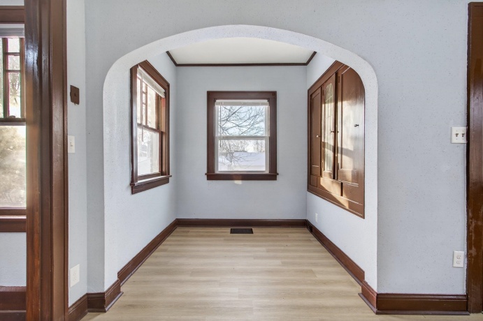 324 Paris, ROCKFORD, Illinois 61107, 4 Bedrooms Bedrooms, ,1 BathroomBathrooms,House,For Sale,Paris,202602264