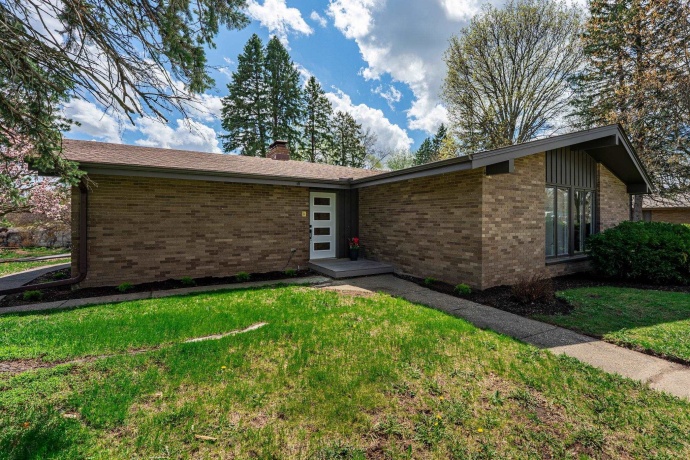 5075 WELSH, ROCKFORD, Illinois 61107, 5 Bedrooms Bedrooms, ,5 BathroomsBathrooms,House,For Sale,WELSH,202602265