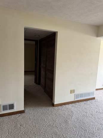 3010 CAREFREE DRIVE #8A, ROCKFORD, Illinois 61114, 2 Bedrooms Bedrooms, ,2 BathroomsBathrooms,Condominium,For Sale,CAREFREE DRIVE #8A,202602260