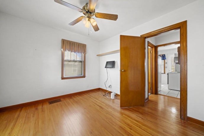 523 Harrison, BELVIDERE, Illinois 61008, 3 Bedrooms Bedrooms, ,1 BathroomBathrooms,House,For Sale,Harrison,202602267