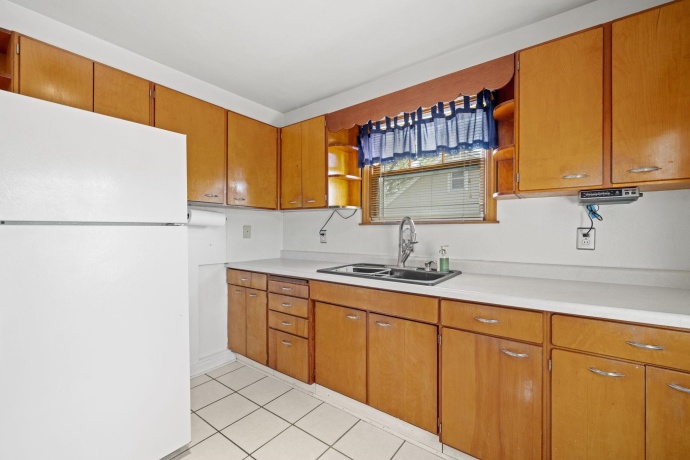 523 Harrison, BELVIDERE, Illinois 61008, 3 Bedrooms Bedrooms, ,1 BathroomBathrooms,House,For Sale,Harrison,202602267