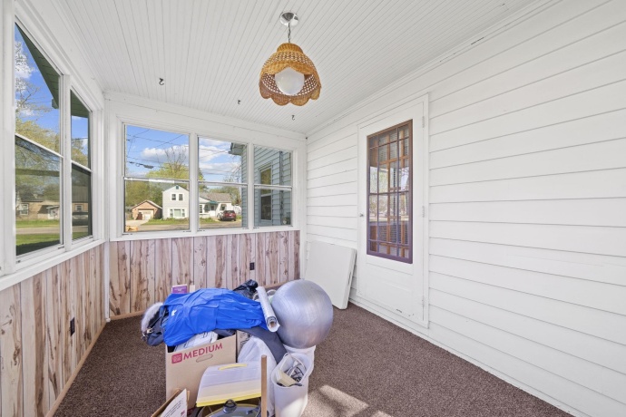 523 Harrison, BELVIDERE, Illinois 61008, 3 Bedrooms Bedrooms, ,1 BathroomBathrooms,House,For Sale,Harrison,202602267