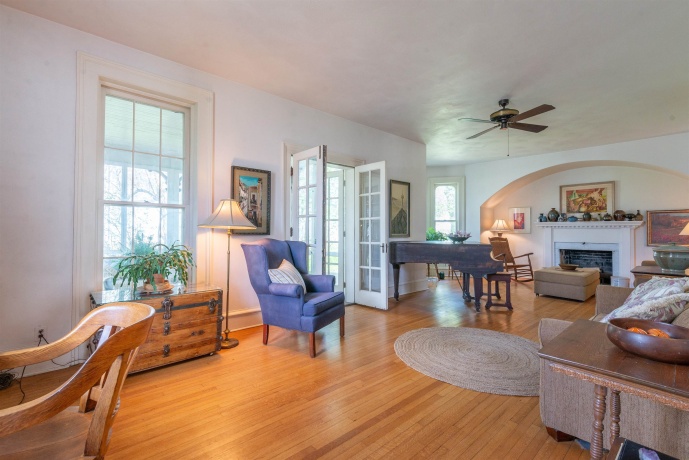 855 Stephenson, FREEPORT, Illinois 61032, 4 Bedrooms Bedrooms, ,1 BathroomBathrooms,House,For Sale,Stephenson,202602268