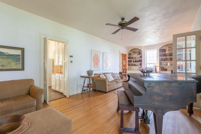 855 Stephenson, FREEPORT, Illinois 61032, 4 Bedrooms Bedrooms, ,1 BathroomBathrooms,House,For Sale,Stephenson,202602268