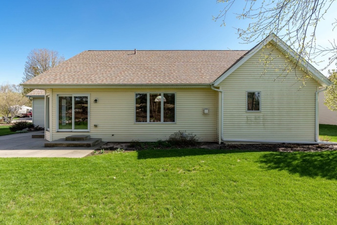 6112 Windflower, ROSCOE, Illinois 61073, 4 Bedrooms Bedrooms, ,3 BathroomsBathrooms,House,For Sale,Windflower,202602269