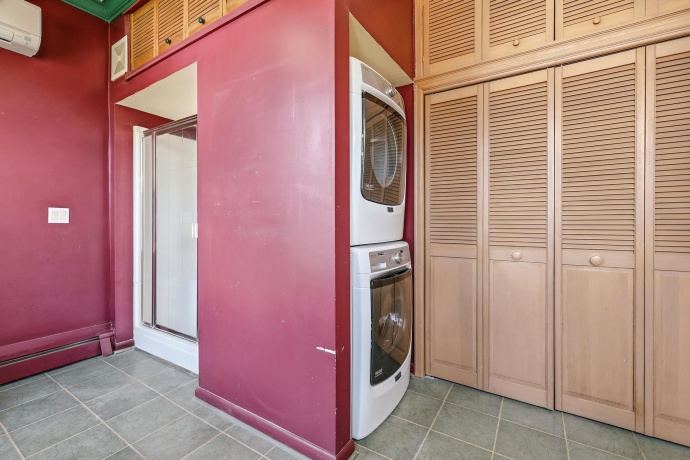 219 High, GALENA, Illinois 61036, 3 Bedrooms Bedrooms, ,2 BathroomsBathrooms,House,For Sale,High,202602273