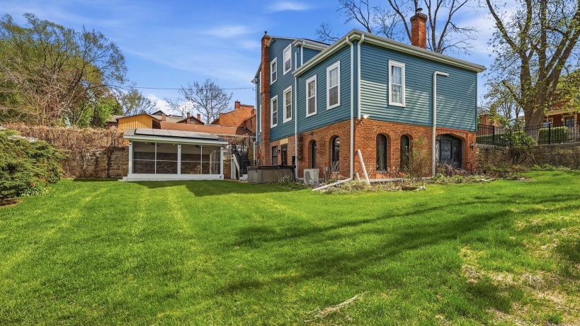 219 High, GALENA, Illinois 61036, 3 Bedrooms Bedrooms, ,2 BathroomsBathrooms,House,For Sale,High,202602273