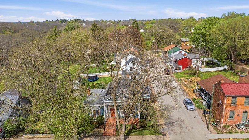 219 High, GALENA, Illinois 61036, 3 Bedrooms Bedrooms, ,2 BathroomsBathrooms,House,For Sale,High,202602273