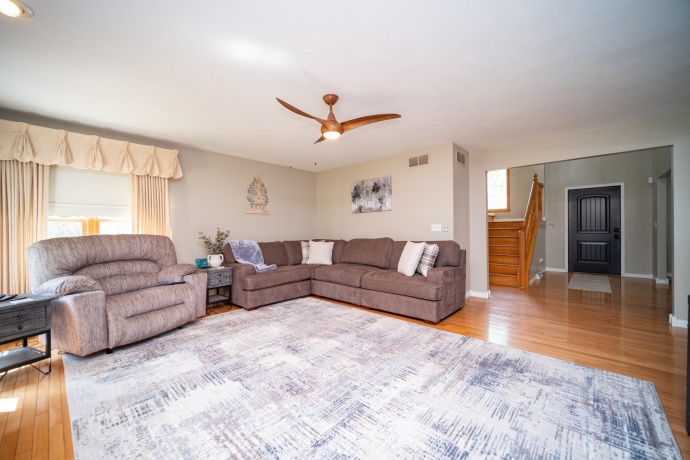 11266 Quinlann, MACHESNEY PARK, Illinois 61115, 4 Bedrooms Bedrooms, ,3 BathroomsBathrooms,House,For Sale,Quinlann,202602276