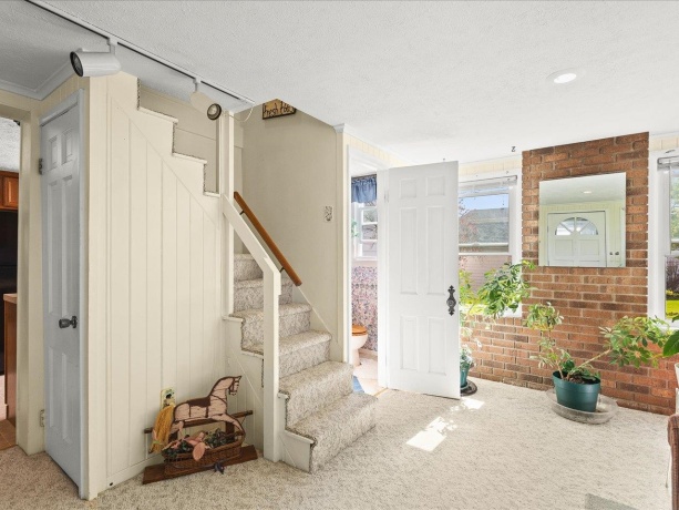 625 HURLBUT, BELVIDERE, Illinois 61008, 3 Bedrooms Bedrooms, ,1 BathroomBathrooms,House,For Sale,HURLBUT,202602277