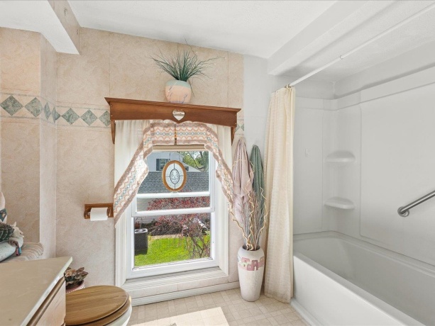 625 HURLBUT, BELVIDERE, Illinois 61008, 3 Bedrooms Bedrooms, ,1 BathroomBathrooms,House,For Sale,HURLBUT,202602277