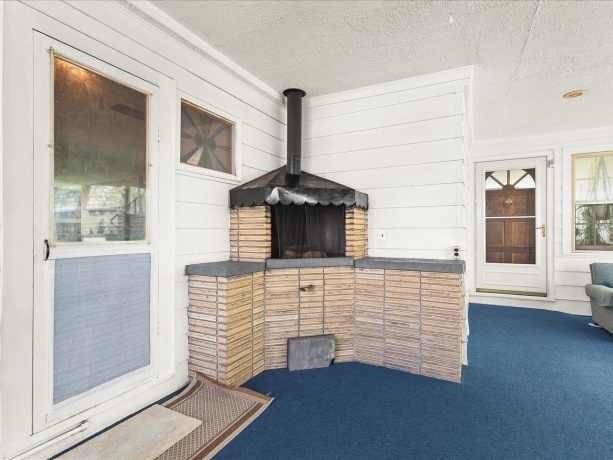 625 HURLBUT, BELVIDERE, Illinois 61008, 3 Bedrooms Bedrooms, ,1 BathroomBathrooms,House,For Sale,HURLBUT,202602277