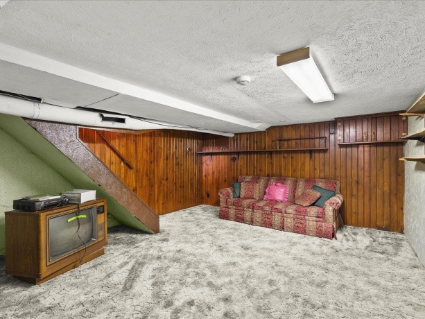 625 HURLBUT, BELVIDERE, Illinois 61008, 3 Bedrooms Bedrooms, ,1 BathroomBathrooms,House,For Sale,HURLBUT,202602277