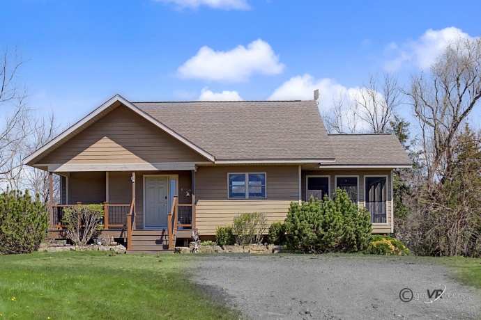 6 Aspen, GALENA, Illinois 61036, 3 Bedrooms Bedrooms, ,3 BathroomsBathrooms,House,For Sale,Aspen,202602279