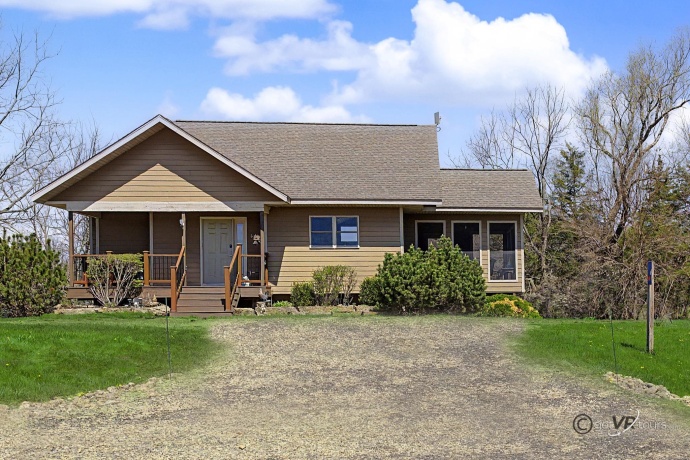 6 Aspen, GALENA, Illinois 61036, 3 Bedrooms Bedrooms, ,3 BathroomsBathrooms,House,For Sale,Aspen,202602279