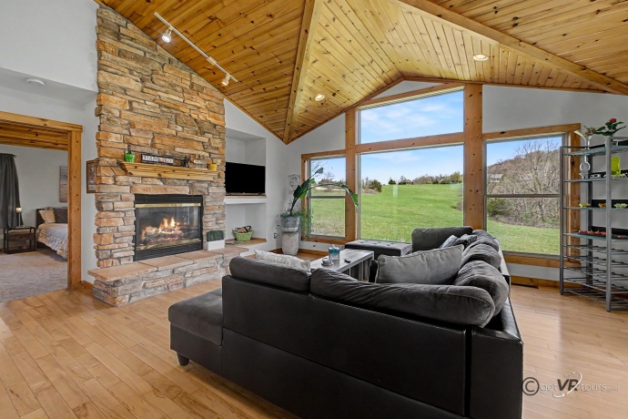 6 Aspen, GALENA, Illinois 61036, 3 Bedrooms Bedrooms, ,3 BathroomsBathrooms,House,For Sale,Aspen,202602279