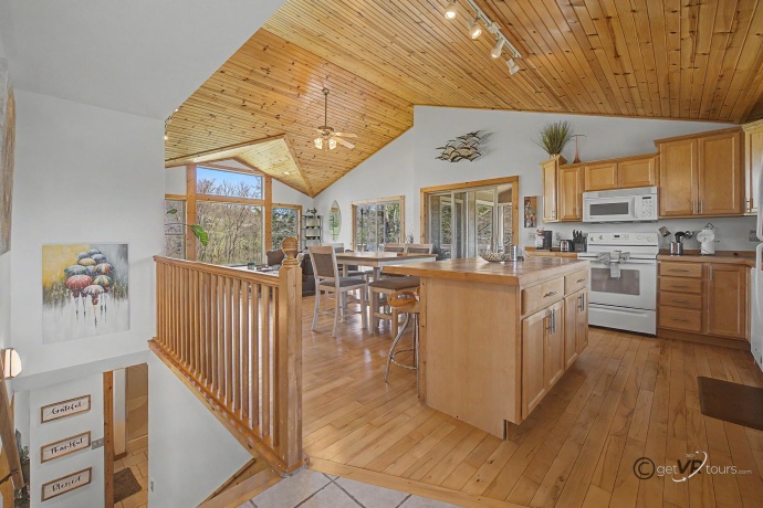 6 Aspen, GALENA, Illinois 61036, 3 Bedrooms Bedrooms, ,3 BathroomsBathrooms,House,For Sale,Aspen,202602279