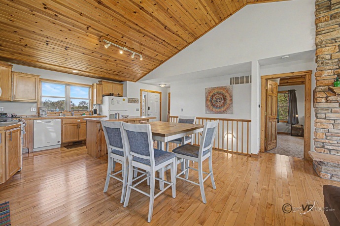 6 Aspen, GALENA, Illinois 61036, 3 Bedrooms Bedrooms, ,3 BathroomsBathrooms,House,For Sale,Aspen,202602279