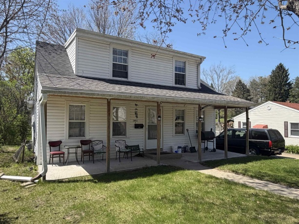 1611 Eastmoreland, ROCKFORD, Illinois 61108, 3 Bedrooms Bedrooms, ,2 BathroomsBathrooms,House,For Sale,Eastmoreland,202602283