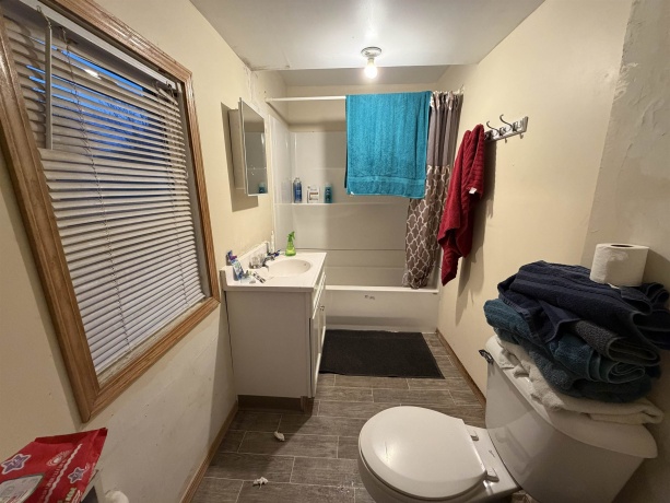 1611 Eastmoreland, ROCKFORD, Illinois 61108, 3 Bedrooms Bedrooms, ,2 BathroomsBathrooms,House,For Sale,Eastmoreland,202602283