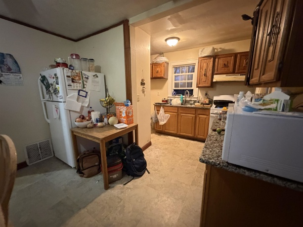 1611 Eastmoreland, ROCKFORD, Illinois 61108, 3 Bedrooms Bedrooms, ,2 BathroomsBathrooms,House,For Sale,Eastmoreland,202602283