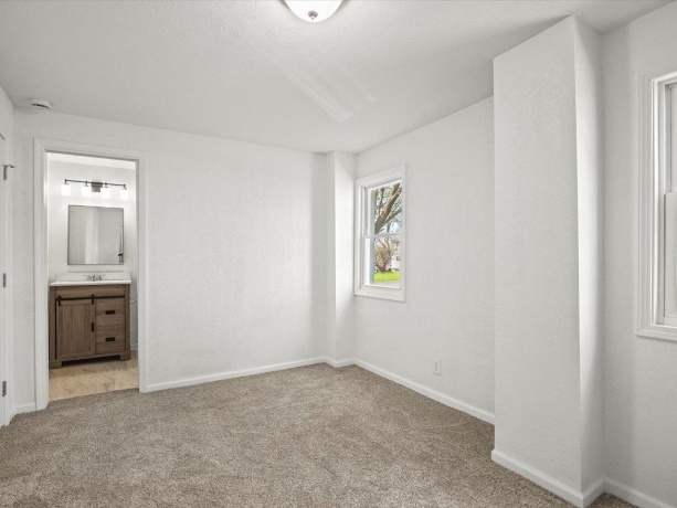 2706 Marshall, ROCKFORD, Illinois 61109, 3 Bedrooms Bedrooms, ,2 BathroomsBathrooms,House,For Sale,Marshall,202602284