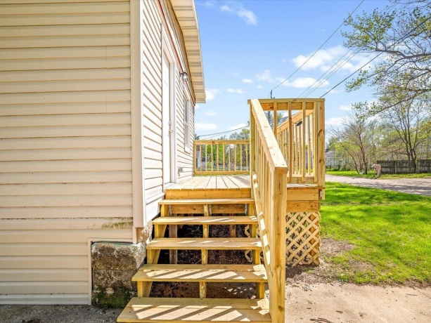 2706 Marshall, ROCKFORD, Illinois 61109, 3 Bedrooms Bedrooms, ,2 BathroomsBathrooms,House,For Sale,Marshall,202602284