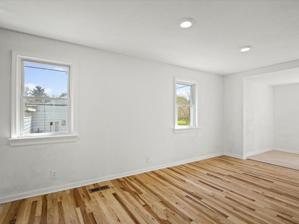 2706 Marshall, ROCKFORD, Illinois 61109, 3 Bedrooms Bedrooms, ,2 BathroomsBathrooms,House,For Sale,Marshall,202602284