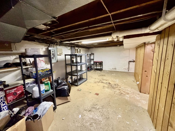 1240 Appleton, BELVIDERE, Illinois 61008, 4 Bedrooms Bedrooms, ,2 BathroomsBathrooms,House,For Sale,Appleton,202602285