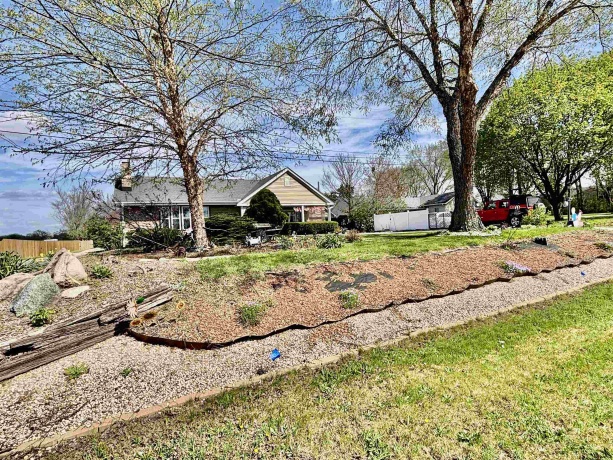 1240 Appleton, BELVIDERE, Illinois 61008, 4 Bedrooms Bedrooms, ,2 BathroomsBathrooms,House,For Sale,Appleton,202602285