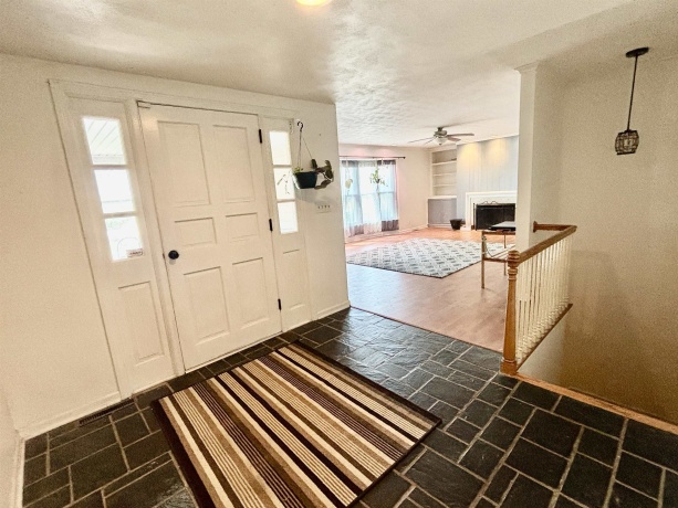 1240 Appleton, BELVIDERE, Illinois 61008, 4 Bedrooms Bedrooms, ,2 BathroomsBathrooms,House,For Sale,Appleton,202602285