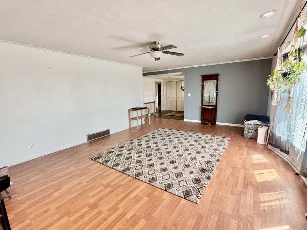 1240 Appleton, BELVIDERE, Illinois 61008, 4 Bedrooms Bedrooms, ,2 BathroomsBathrooms,House,For Sale,Appleton,202602285