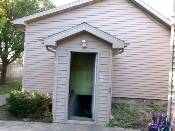 1141 6th, LaSalle, Illinois 61301, 2 Bedrooms Bedrooms, ,1 BathroomBathrooms,House,For Sale,6th,202505707