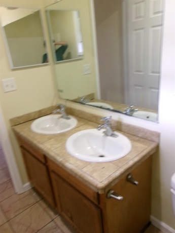 1141 6th, LaSalle, Illinois 61301, 2 Bedrooms Bedrooms, ,1 BathroomBathrooms,House,For Sale,6th,202505707