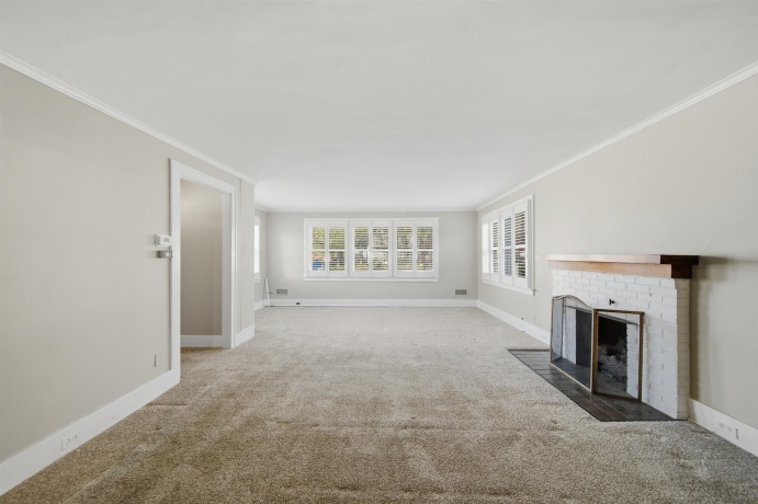 410 4th, OREGON, Illinois 61061, 3 Bedrooms Bedrooms, ,2 BathroomsBathrooms,House,For Sale,4th,202602290