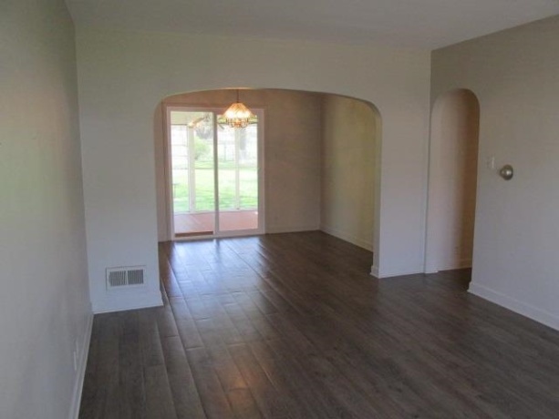 1507 Chicago, FREEPORT, Illinois 61032, 2 Bedrooms Bedrooms, ,2 BathroomsBathrooms,House,For Sale,Chicago,202602291