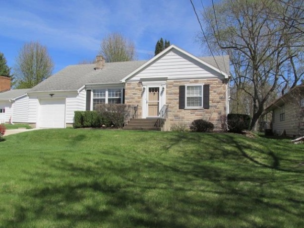 1507 Chicago, FREEPORT, Illinois 61032, 2 Bedrooms Bedrooms, ,2 BathroomsBathrooms,House,For Sale,Chicago,202602291