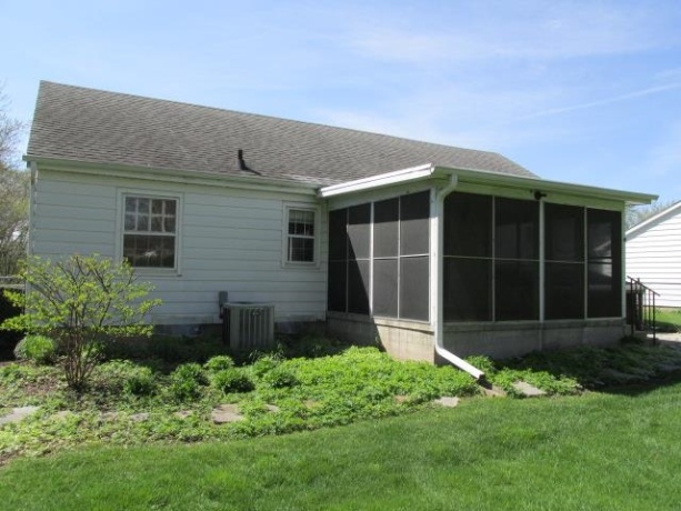 1507 Chicago, FREEPORT, Illinois 61032, 2 Bedrooms Bedrooms, ,2 BathroomsBathrooms,House,For Sale,Chicago,202602291